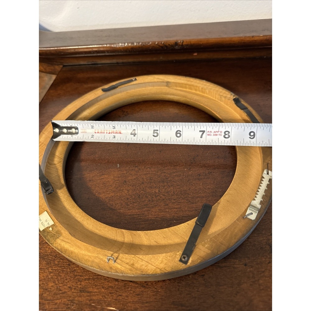 10.5" VTG Round Wood Plate Picture Frame Art Gallery Decor USA, Illinois - Picture 8 of 8